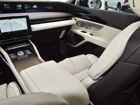 New 2026 Lincoln Nautilus Black Label AWD/4WD image 24