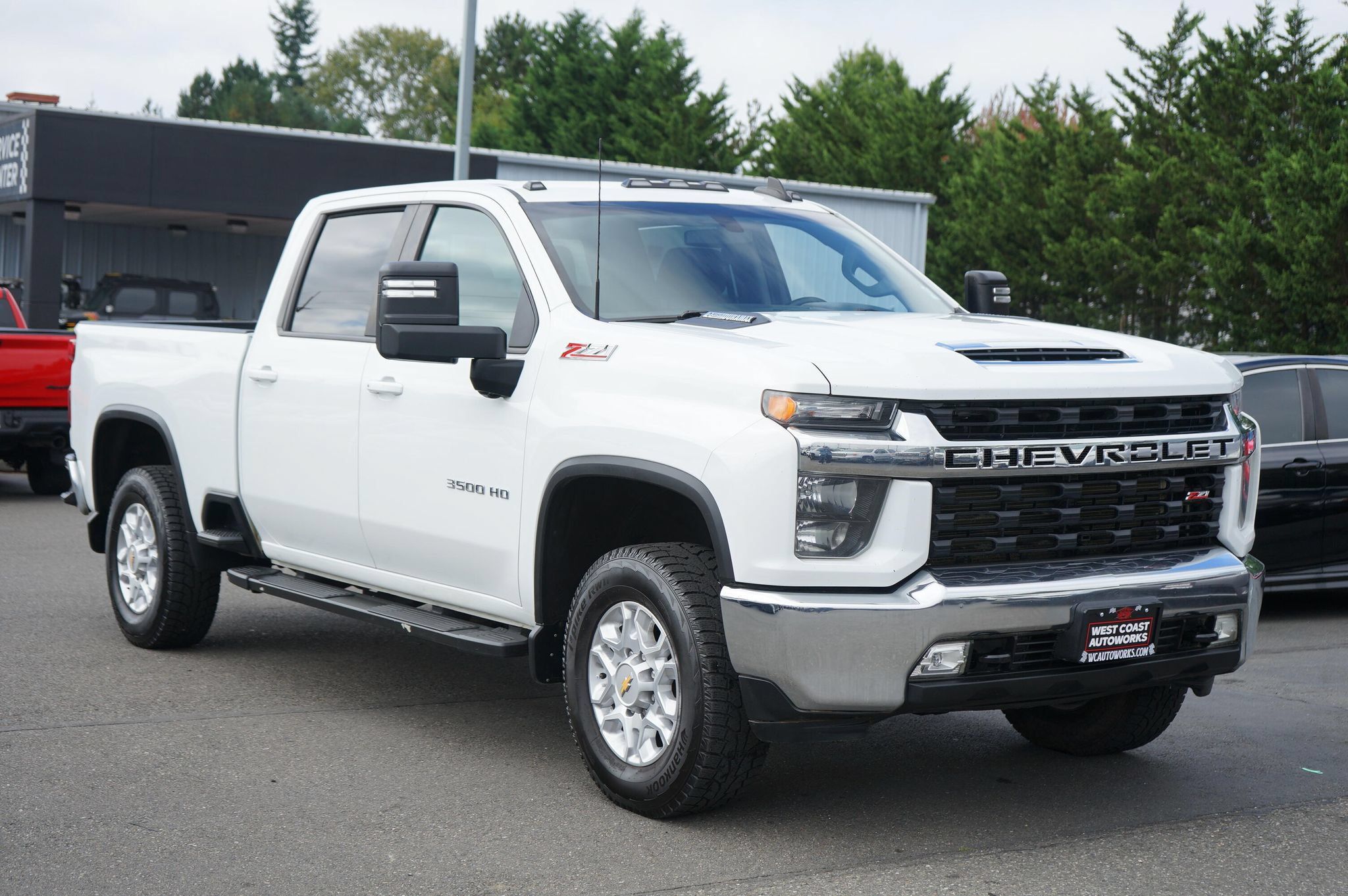 Used 2022 Chevrolet Silverado 3500 LT w/ Convenience Package AWD/4WD image 7