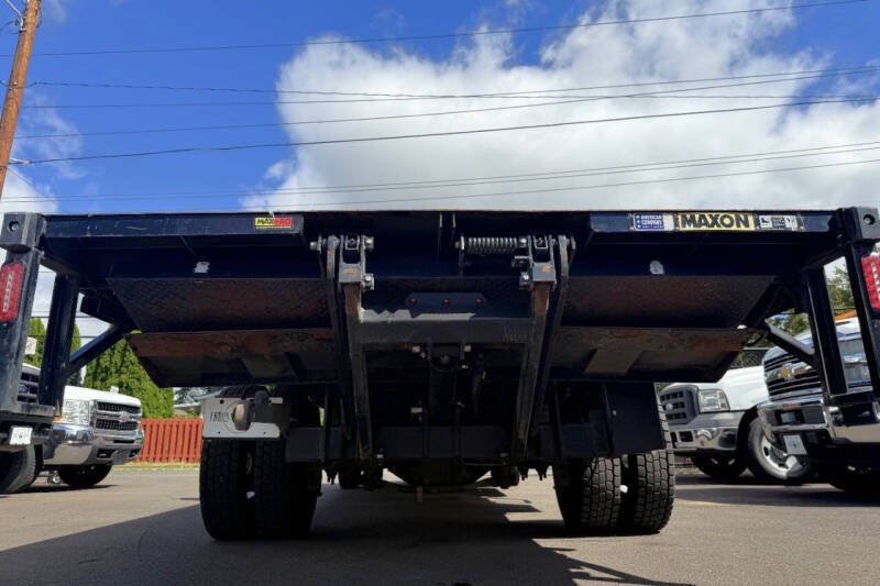 Used 2021 Ford F550 4x4 Regular Cab Super Duty image 17