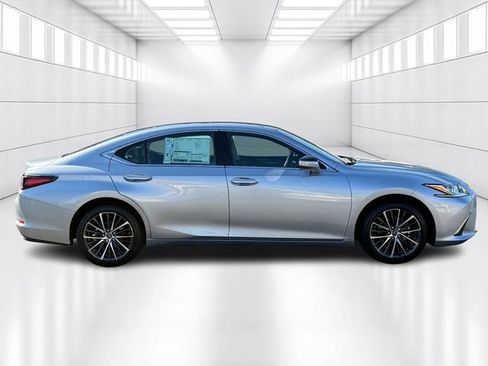 New 2025 Lexus ES 350 w/ Premium Package image 4