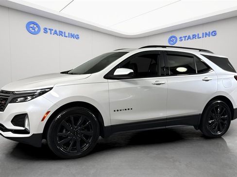 Certified 2022 Chevrolet Equinox RS image 2