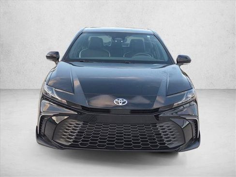 Used 2026 Toyota Camry SE w/ Convenience Package FWD image 2