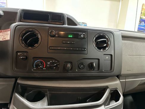 Used 2013 Ford E-150 and Econoline 150 w/ PWR Group image 43