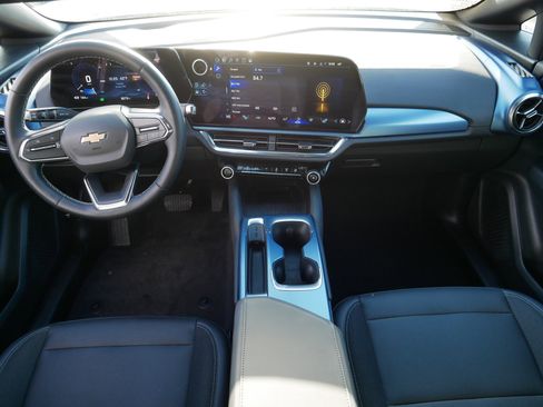 Used 2024 Chevrolet Equinox EV LT w/ LPO, Trailering Package image 10