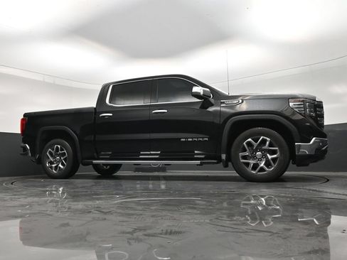 Used 2024 GMC Sierra 1500 SLT w/ SLT Premium Plus Package RWD image 19