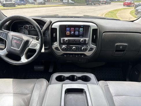 Used 2018 GMC Sierra 1500 SLT w/ SLT Premium Package image 29