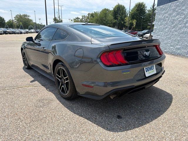 Used 2018 Ford Mustang Coupe w/ Equipment Group 101A RWD image 3