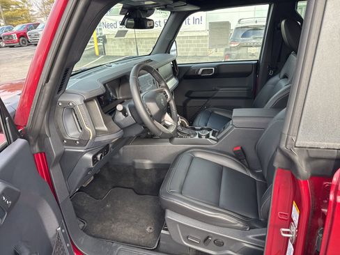 New 2025 Ford Bronco Badlands image 19