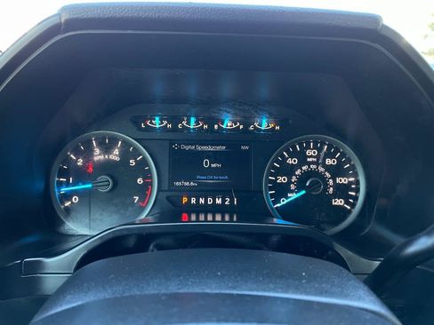 Used 2015 Ford F150 XLT w/ Equipment Group 301A Mid AWD/4WD image 24