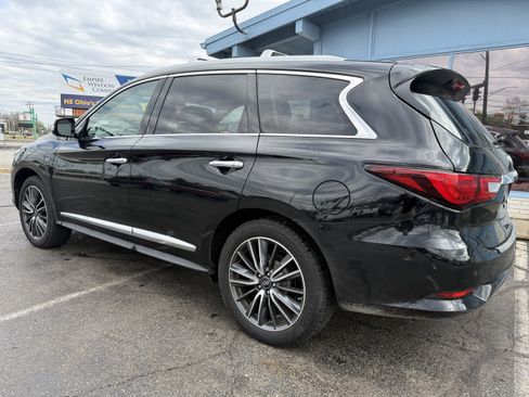 Used 2016 INFINITI QX60 Luxe w/ Deluxe Technology Package AWD/4WD image 3