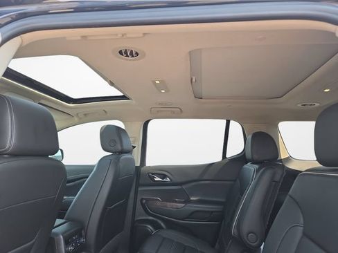 Used 2021 GMC Acadia Denali w/ Denali Technology Package FWD image 14