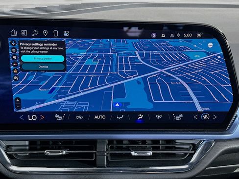 Used 2025 Chevrolet Equinox EV LT w/ Convenience Package image 22