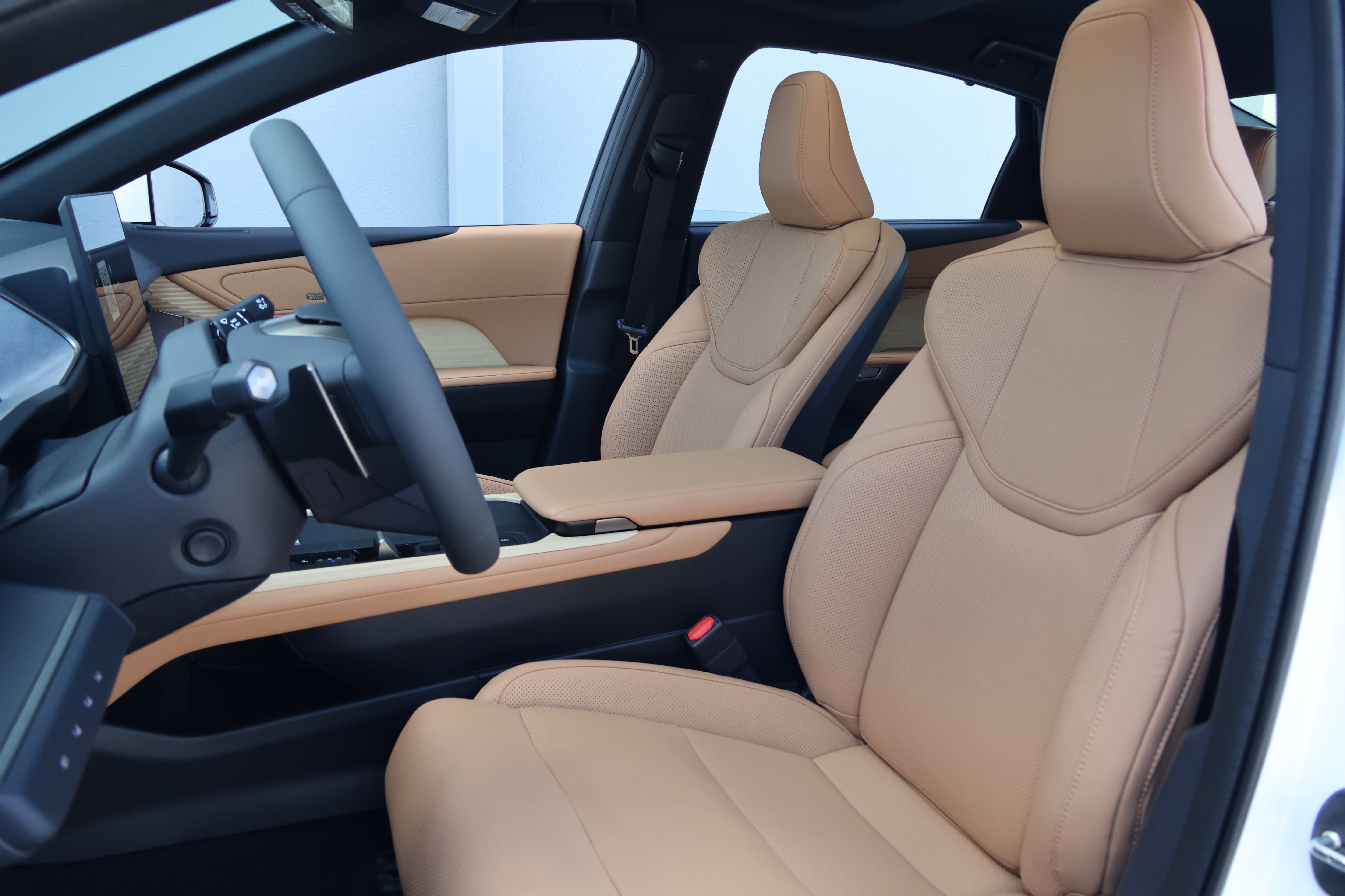 New 2026 Lexus ES 350e w/ Accessory Package (Z1) FWD image 34