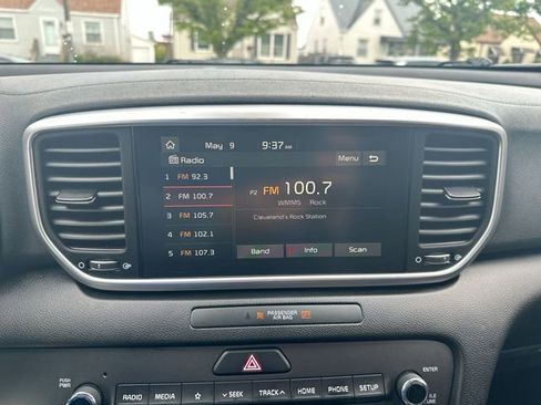 Certified 2022 Kia Sportage LX FWD image 14