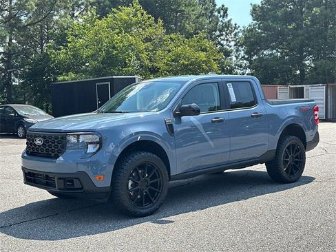 New 2025 Ford Maverick XLT w/ XLT Luxury Package image 3