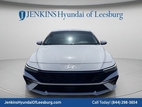New 2026 Hyundai Elantra Limited FWD image 11