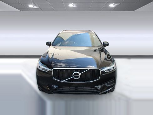Used 2020 Volvo XC60 T5 Momentum w/ Protection Package Premier image 6