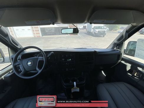 New 2025 Chevrolet Express 3500 w/ Driver Convenience Package image 18