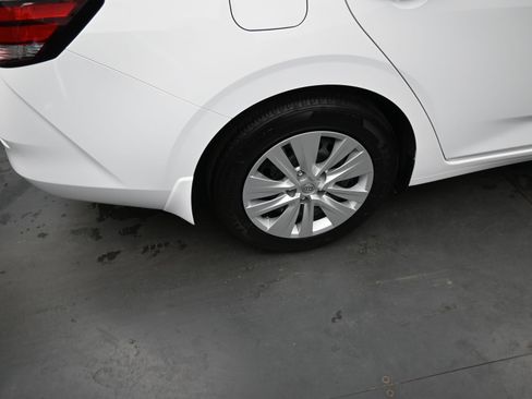 Certified 2025 Nissan Sentra S image 9