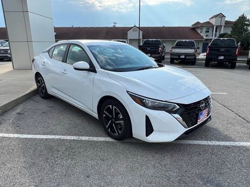 Used 2024 Nissan Sentra SV image 7