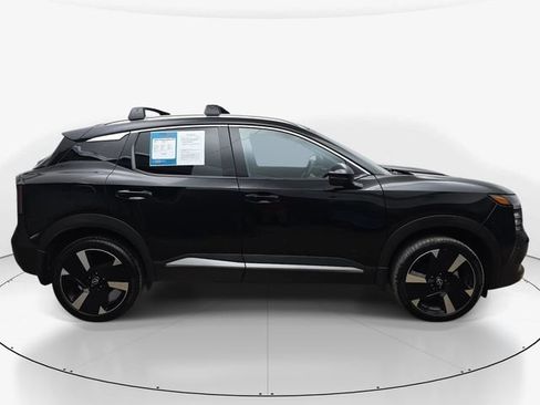 Used 2026 Nissan Kicks SR FWD image 5