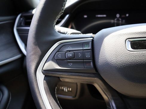 New 2025 Jeep Grand Cherokee L Limited w/ Black Appearance Package image 27