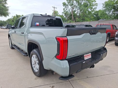 Used 2026 Toyota Tundra SR5 AWD/4WD image 4