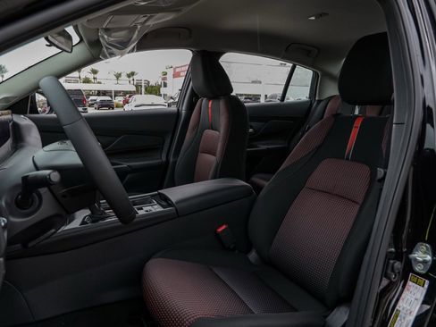 New 2026 Nissan Sentra SR image 15