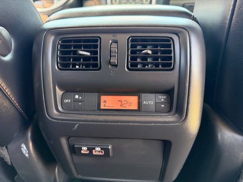 Used 2019 Nissan Pathfinder SV w/ Rock Creek Edition FWD image 17