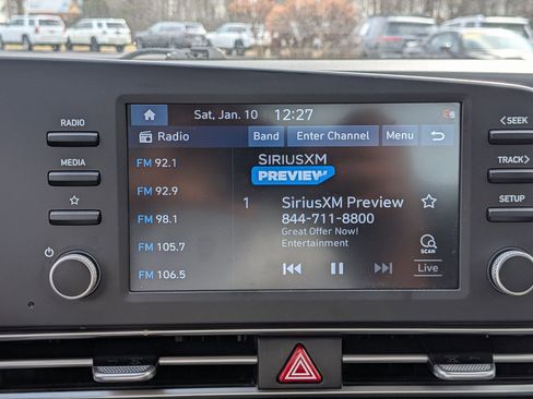 Used 2021 Hyundai Elantra SEL image 18