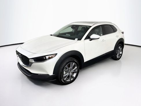 Used 2025 MAZDA CX-30 AWD 2.5 S w/ Preferred Package image 3