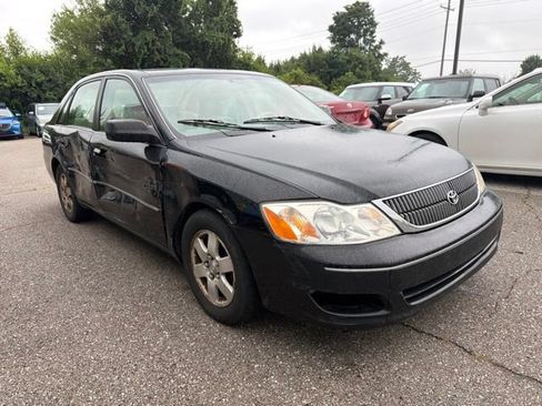 Used 2001 Toyota Avalon FWD image 1