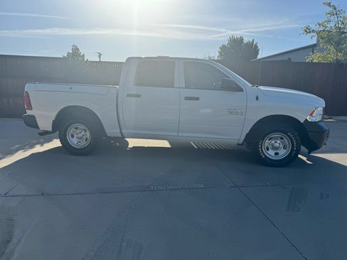 Used 2018 RAM 1500 Tradesman w/ Popular Equipment Group AWD/4WD image 2