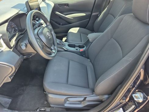 Used 2024 Toyota Corolla LE FWD image 17