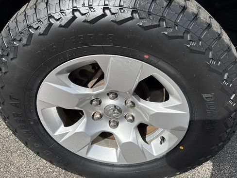 Used 2021 RAM 1500 Big Horn AWD/4WD image 11