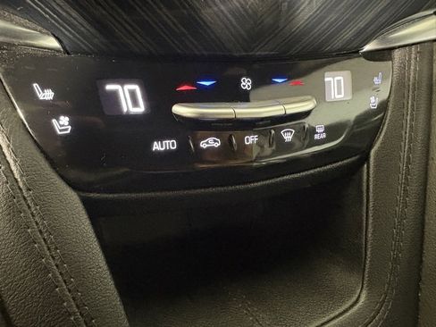 Used 2024 Cadillac XT6 Premium Luxury image 33