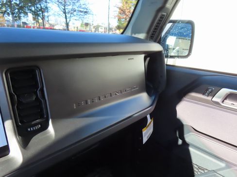 New 2025 Ford Bronco Big Bend w/ Black Diamond Package image 12