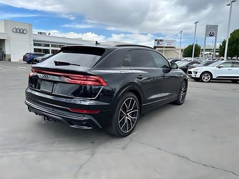Used 2020 Audi Q8 Prestige AWD/4WD image 3