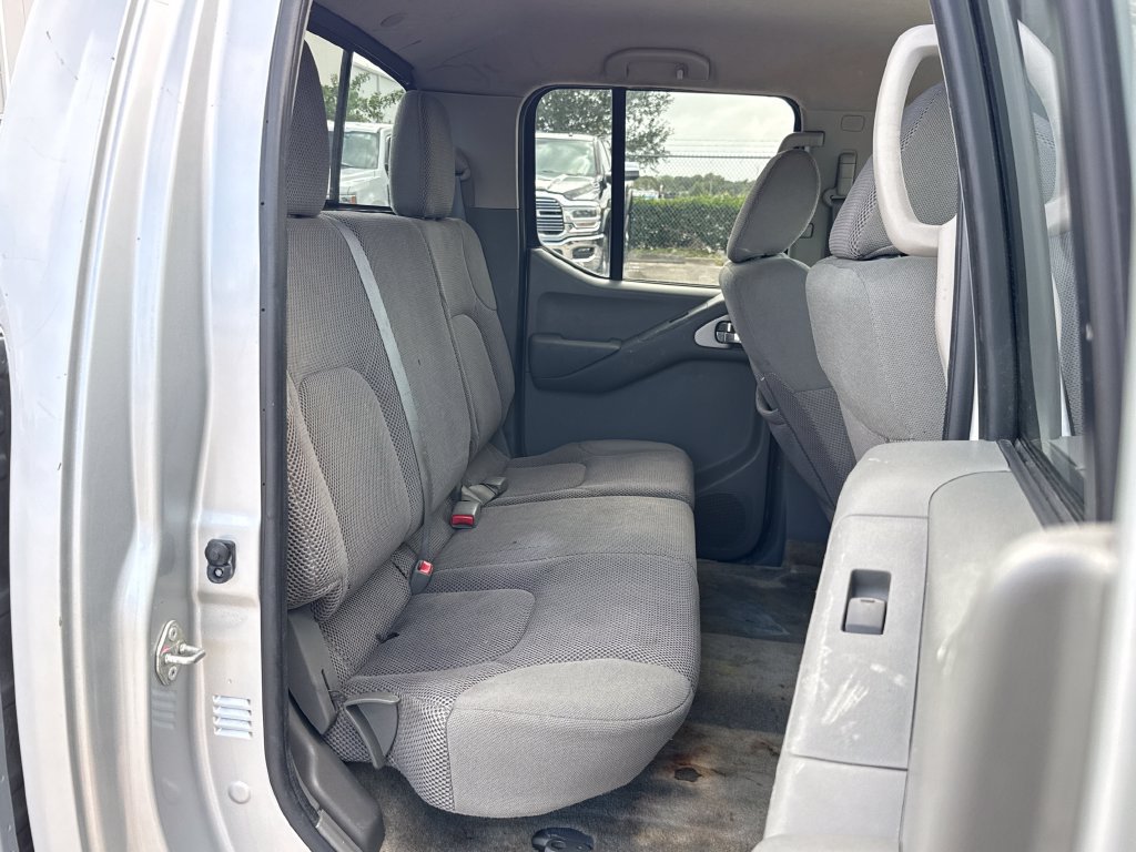 Used 2017 Nissan Frontier SV RWD image 24