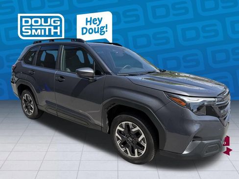 Used 2026 Subaru Forester Premium AWD/4WD image 6