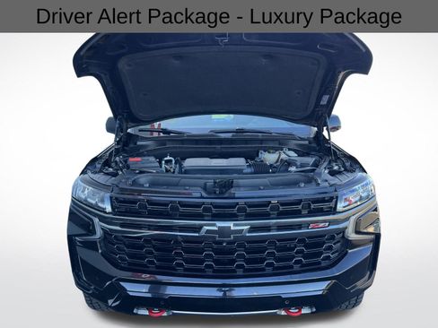 Used 2022 Chevrolet Tahoe Z71 w/ Luxury Package image 17