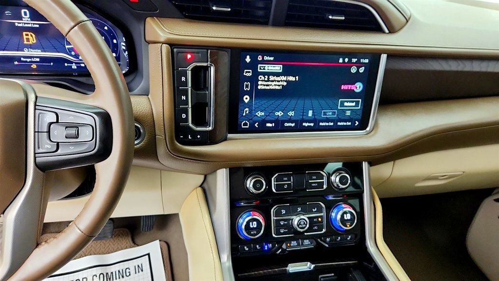 Used 2023 GMC Yukon XL Denali AWD/4WD image 18