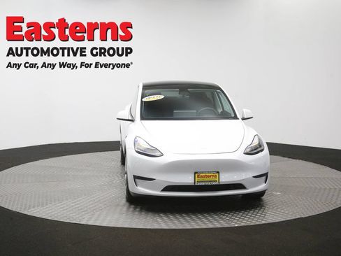 Used 2021 Tesla Model Y Long Range AWD/4WD image 49