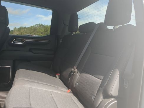 Used 2022 Chevrolet Silverado 1500 RST w/ Z71 Off-Road Package image 24