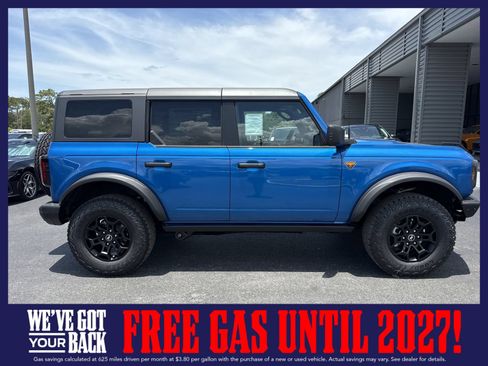 New 2026 Ford Bronco Badlands AWD/4WD image 3