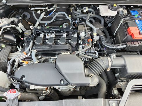 Certified 2024 Honda CR-V EX image 9