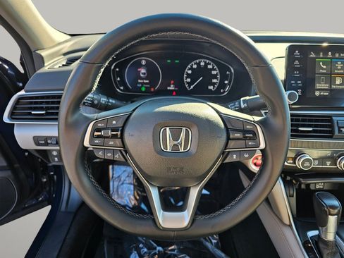 Used 2018 Honda Accord EX-L image 6