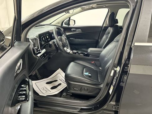 Used 2023 Kia Sportage EX w/ EX Premium Package AWD/4WD image 9