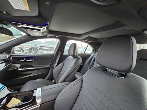 Used 2024 Mercedes-Benz C 300 4MATIC Sedan image 25
