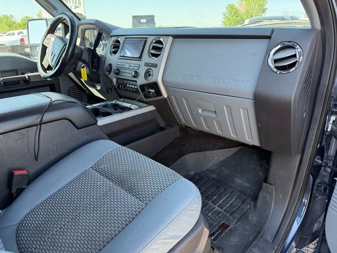 Used 2016 Ford F250 XLT w/ XTR Plus Package AWD/4WD image 14